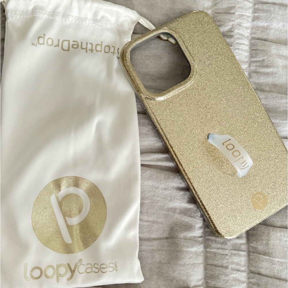 iPhone 15 Pro Max Loopy Case